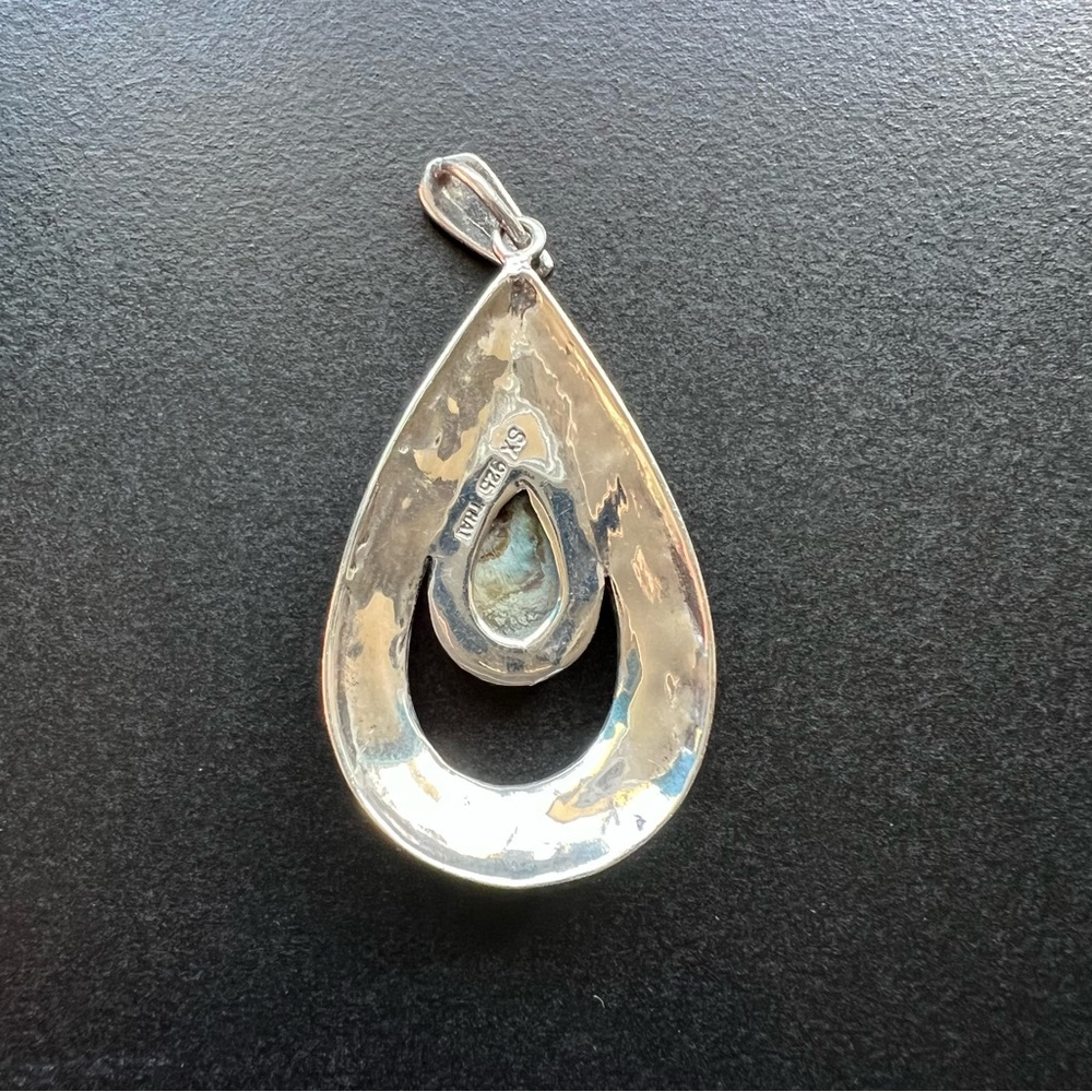 Beautiful Sterling Silver SX SALLY C TREASURES Abalone Teardrop Pendant - Picture 3 of 3